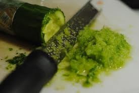 Preparazione del cetriolo.
