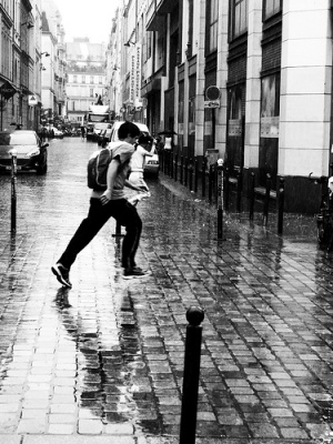Its raining in Paris: photo by Al Ianni